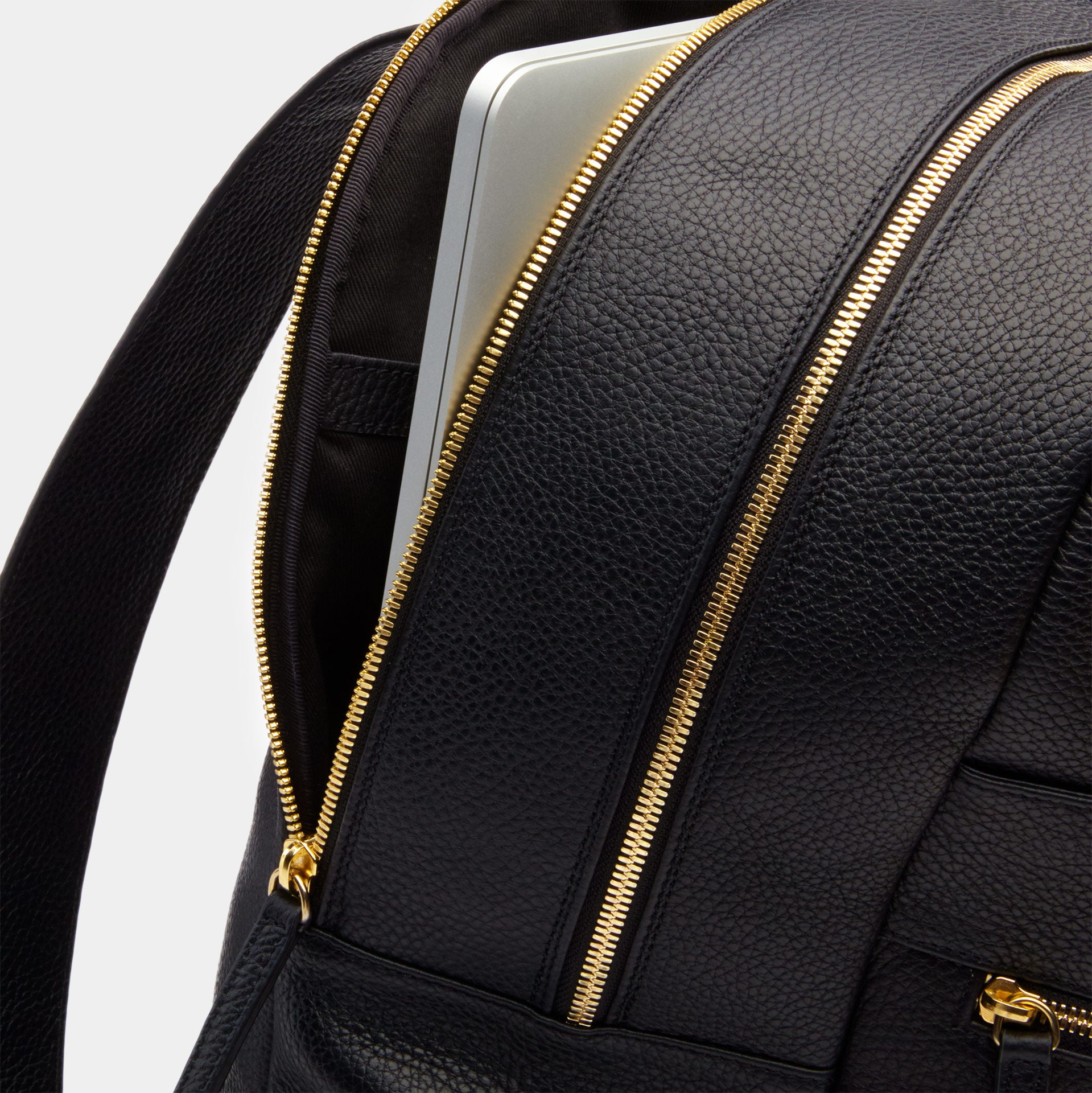 Brooklyn Italian Leather Backpack in Black – ectu
